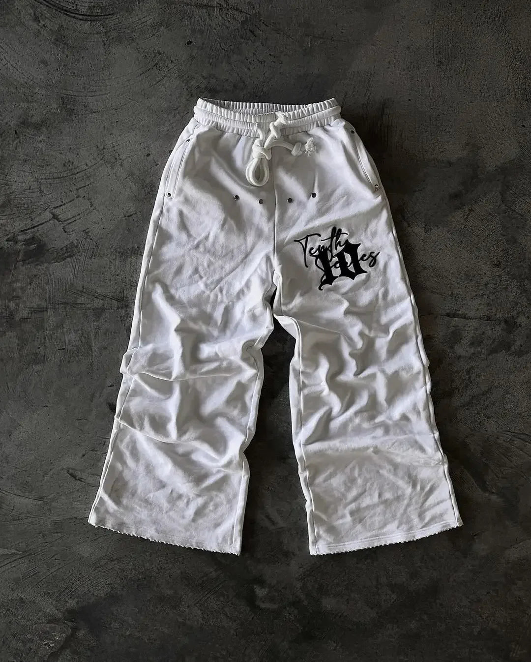 Knots Sweatpants