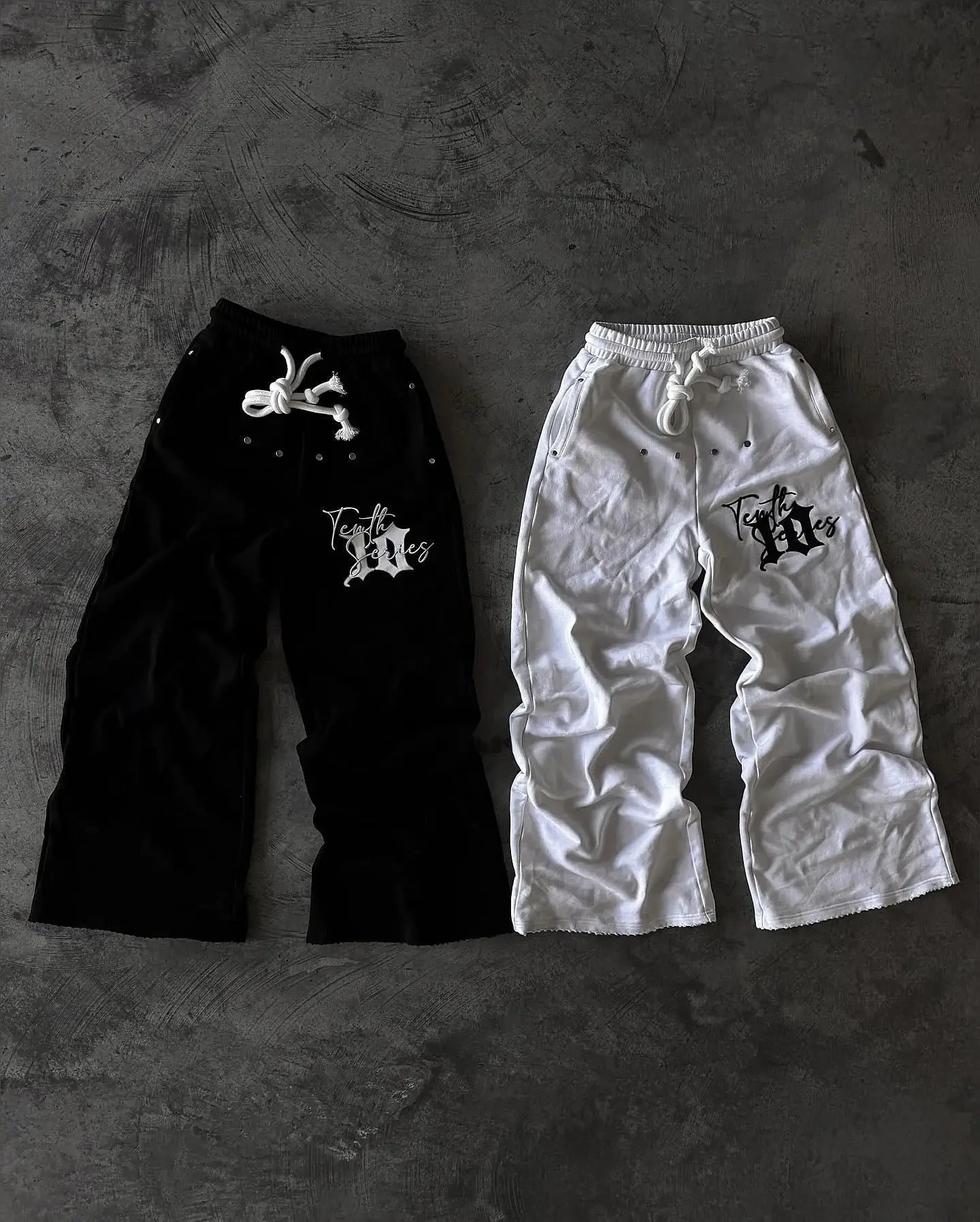 Knots Sweatpants